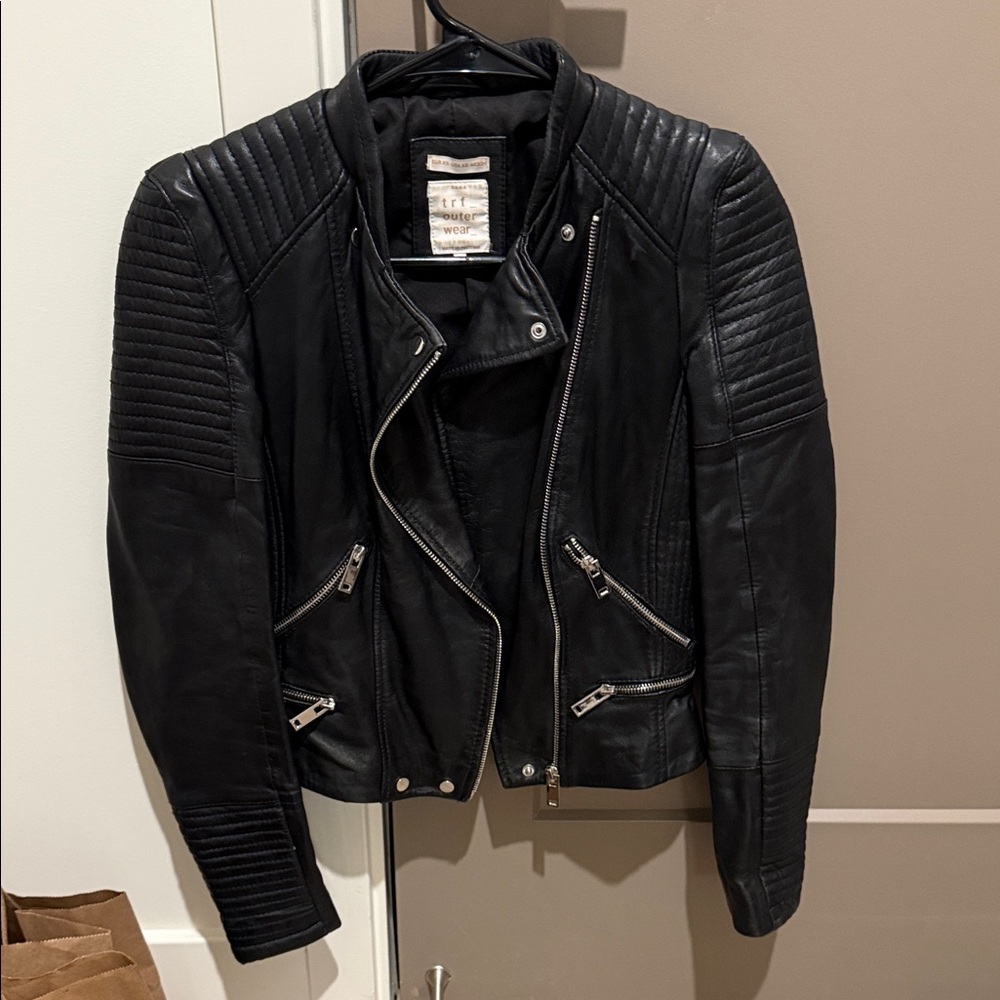 Zara genuine leather jacket